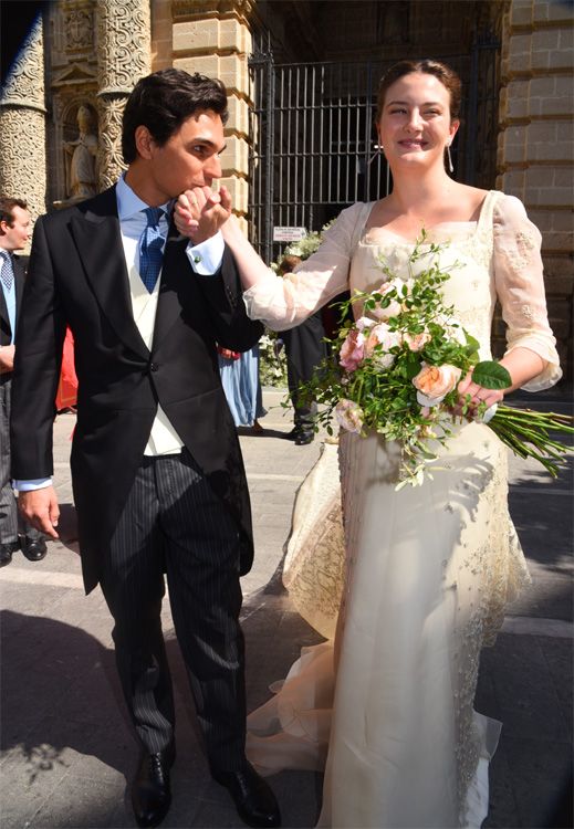 Maxime besa a Victoria