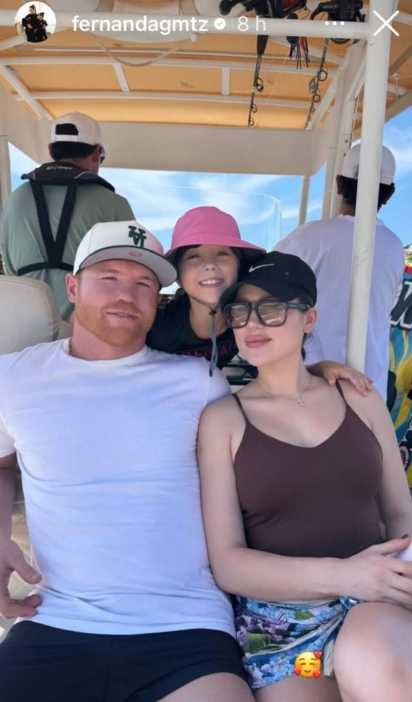 Saúl 'El Canelo' con su esposa Fernanda y su hija Fernanda