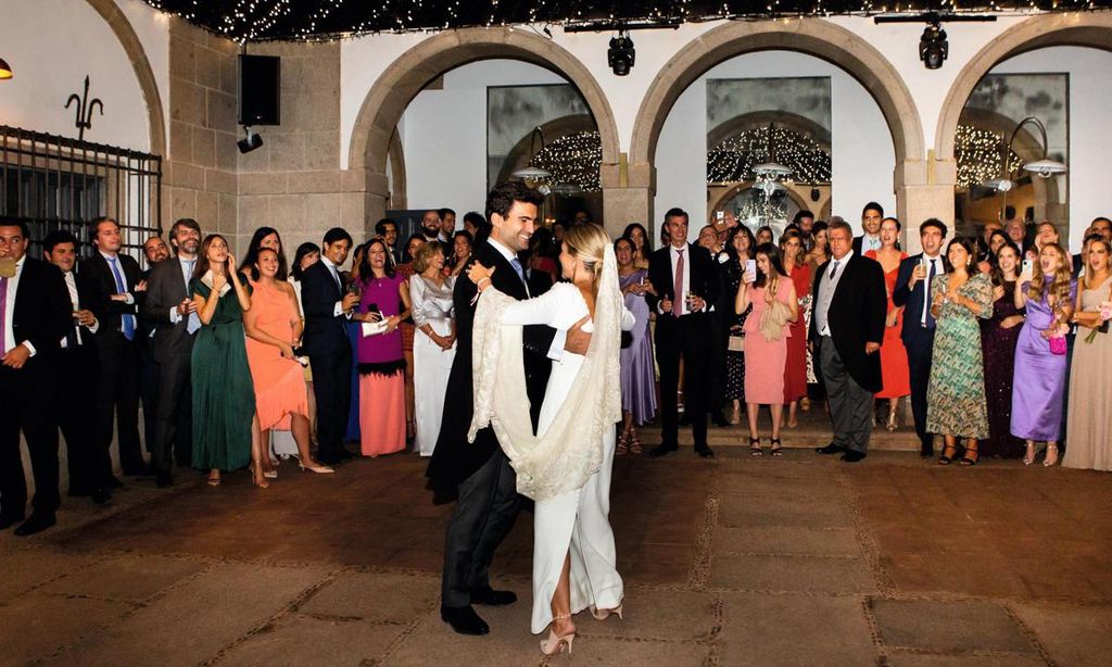 honovias 2201 marta y francisco