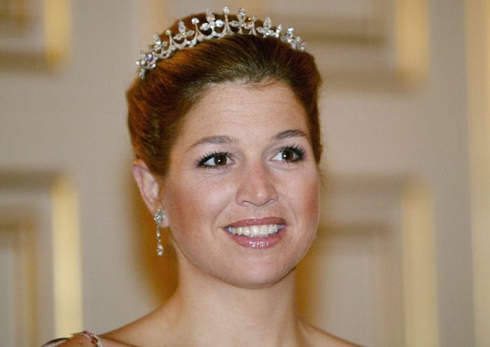 Ingrid de Noruega, Amalia de Holanda y Elisabeth de Bélgica: ¿Qué tiara escoger para un gran debut?