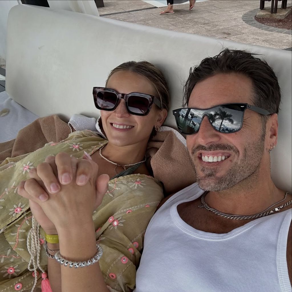 David Bustamante y Yana Olina en un precioso selfie