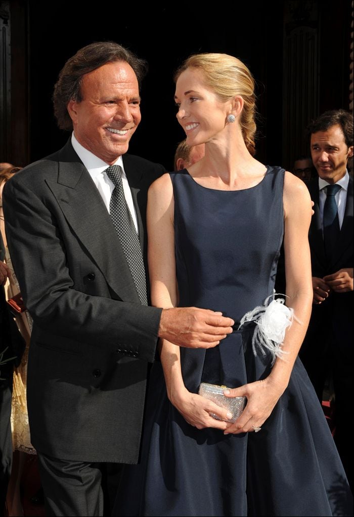 
Weeding to Marta Iglesias and Mark Caesar in Marbella
Pictured :JULIO IGLESIAS AND MIRANDA RIJNSBURGER