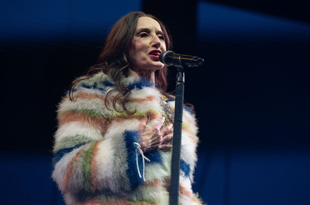 Luz Casal actuando en el Inverfest