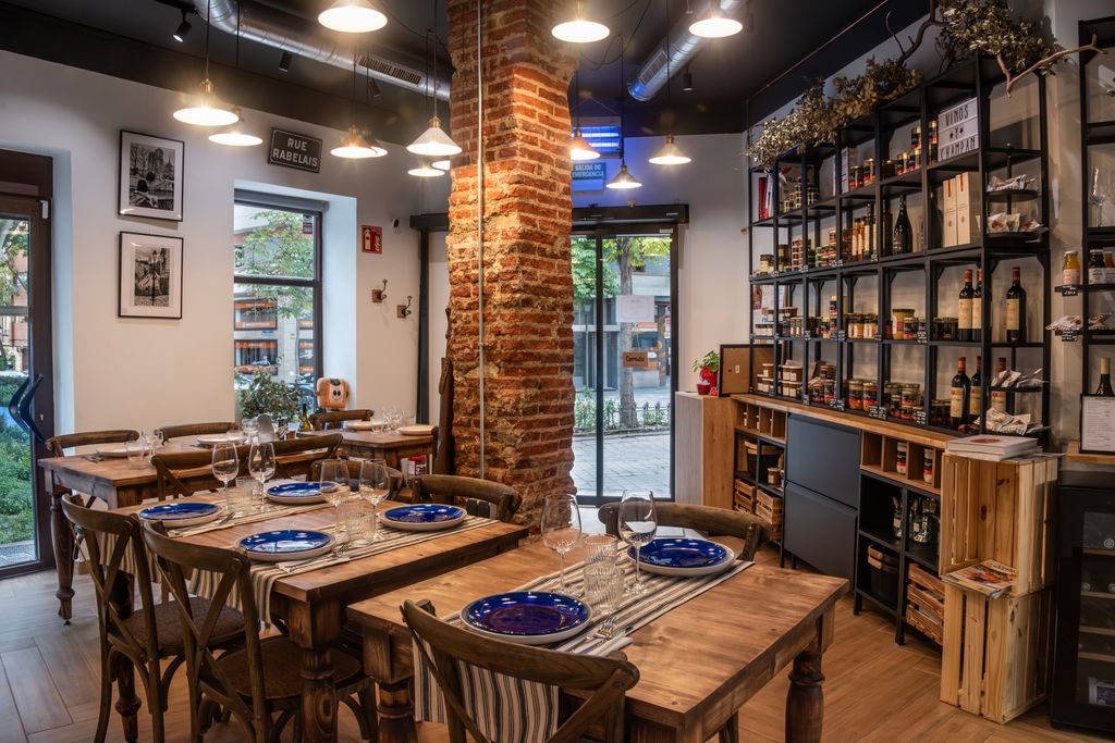 Sala, La Charcuterie