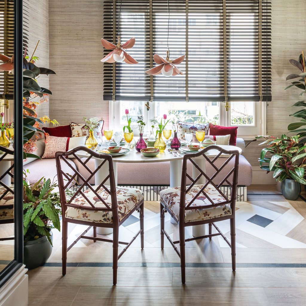 Comedor con sillas Chinese Chippendale 