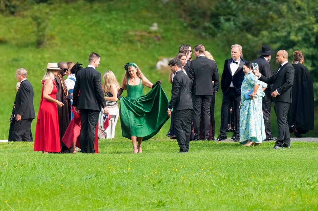 Invitados a la boda de Marta Luisa de Noruega y Durek Verrett