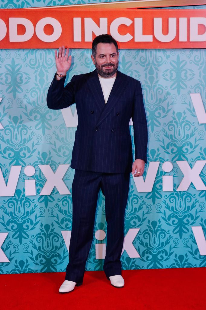 José Eduardo Derbez aseguró que todo está bien en su relación con Paola Dalay.
