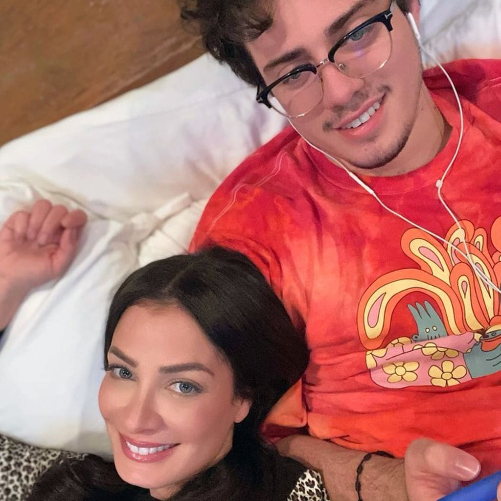 dayanara torres y su hijo cristian muniz