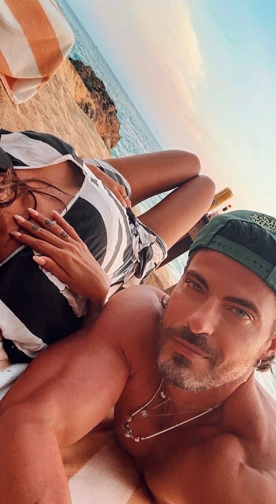 Isaac Moreno compartió estas foto de su viaje con Galilea en redes.