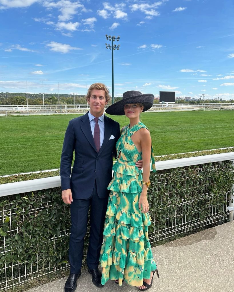 Vestidos de invitada de boda de primavera sevillanas Reyes Aranda