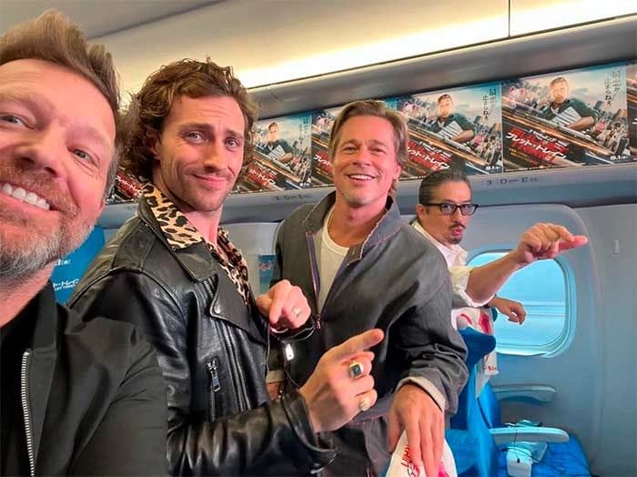 Aaron Taylor-Johnson con Brad Pitt en 'The Bullet Train'