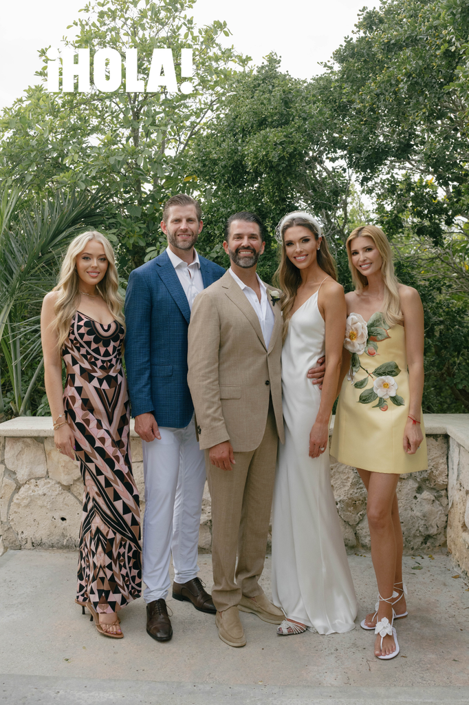 Los novios junto al hermano de Don, Eric Trump, y sus hermanas, Tiffany e Ivanka Trump.
