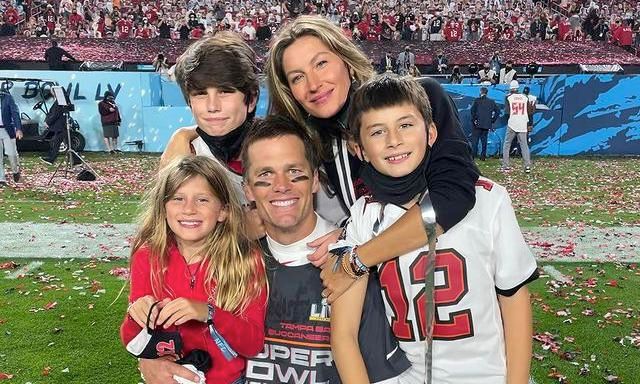 Gisele Bündchen shares new photos of Tom Brady and his 3 kids from the Super Bowl