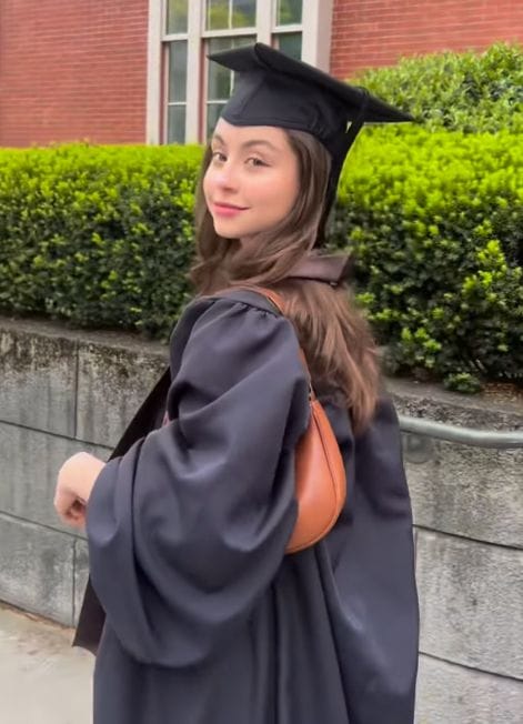 Carys, la hija de Michael Douglas y Catherine Zeta-Jones, se gradúa en la Universidad