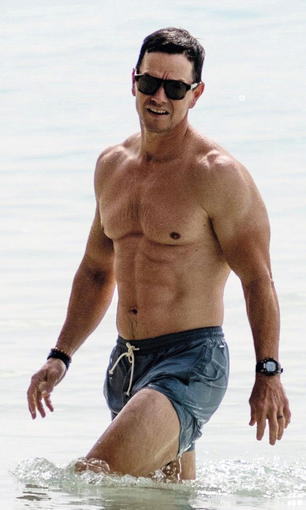 Mark Whalberg HOLA 4145