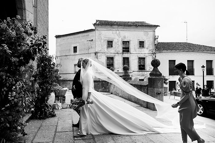 Entrada en la iglesia de la novia