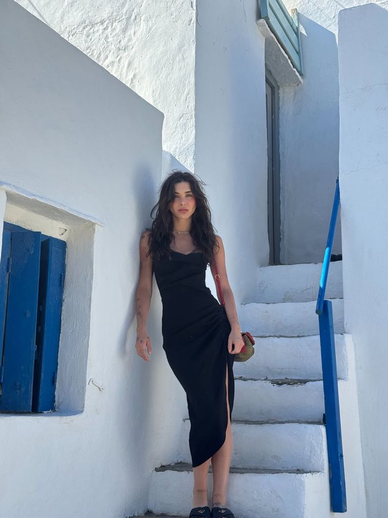 Karla Laveaga también compartió algunas fotos de su viaje por tierras griegas.