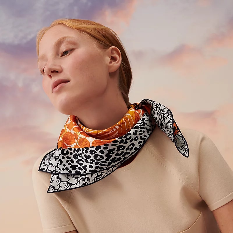 Carré animal print de Hermès