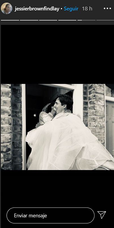 Jessica Brown Findlay y Ziggy Heath