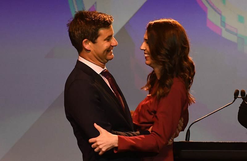 Jacinda Ardern y Clarke Gayford