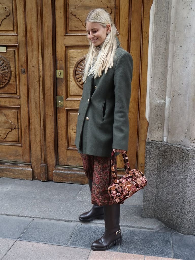 Solo necesitas unas botas altas para crear tu pantalón bombacho, palabra de María Garrido