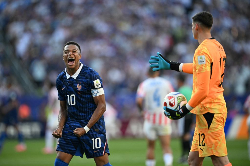 Celeste Amarilla reprochó a Kylian Mbappé por no darle la mano a Orlando Gill tras el final del partido.