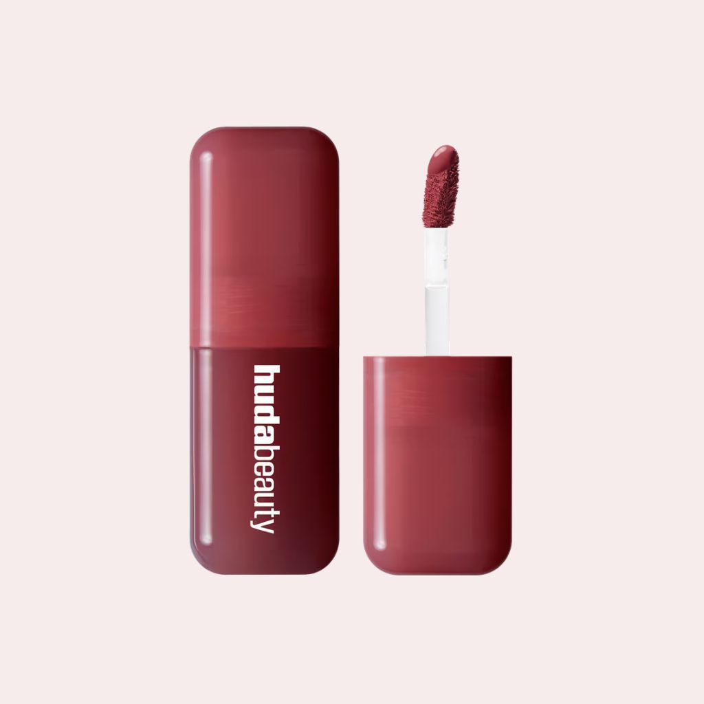 El filtro embellecedor con microperlas: Blush Filter (Blush líquido) de HUDA Beauty