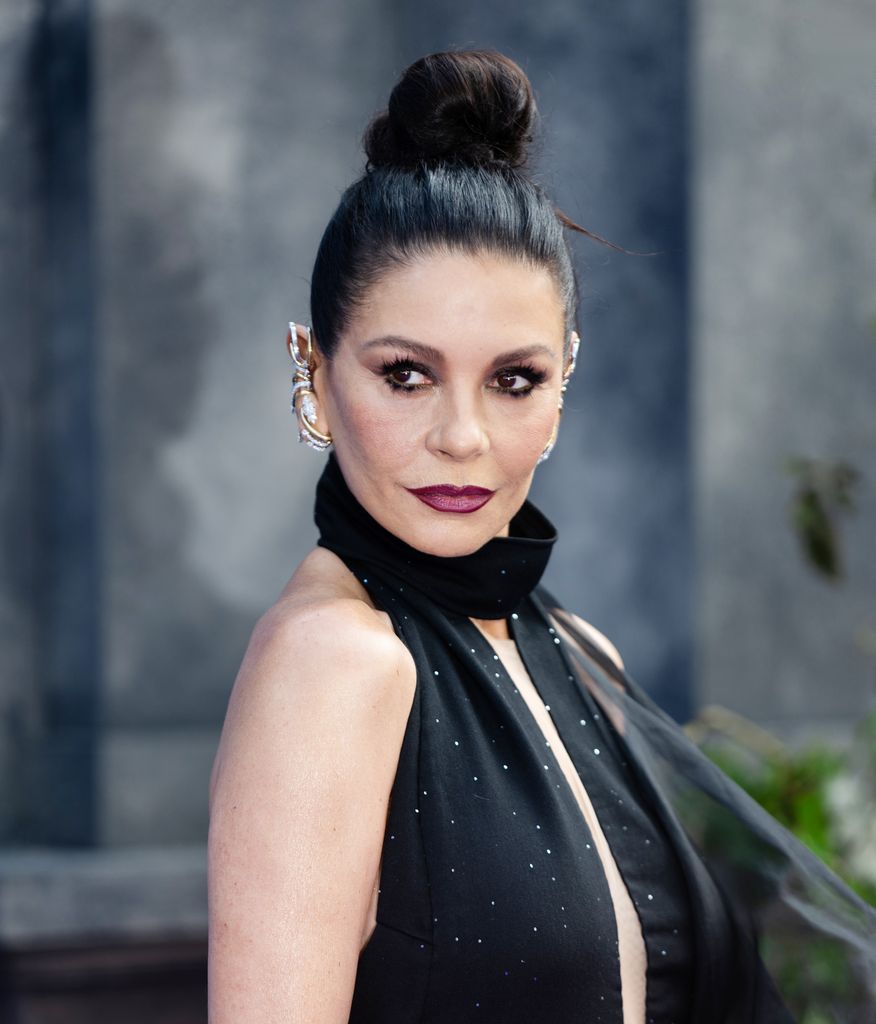 Catherine Zeta-Jones en el estreno de 'Miércoles 2' en Londres el 30 de julio de 2025