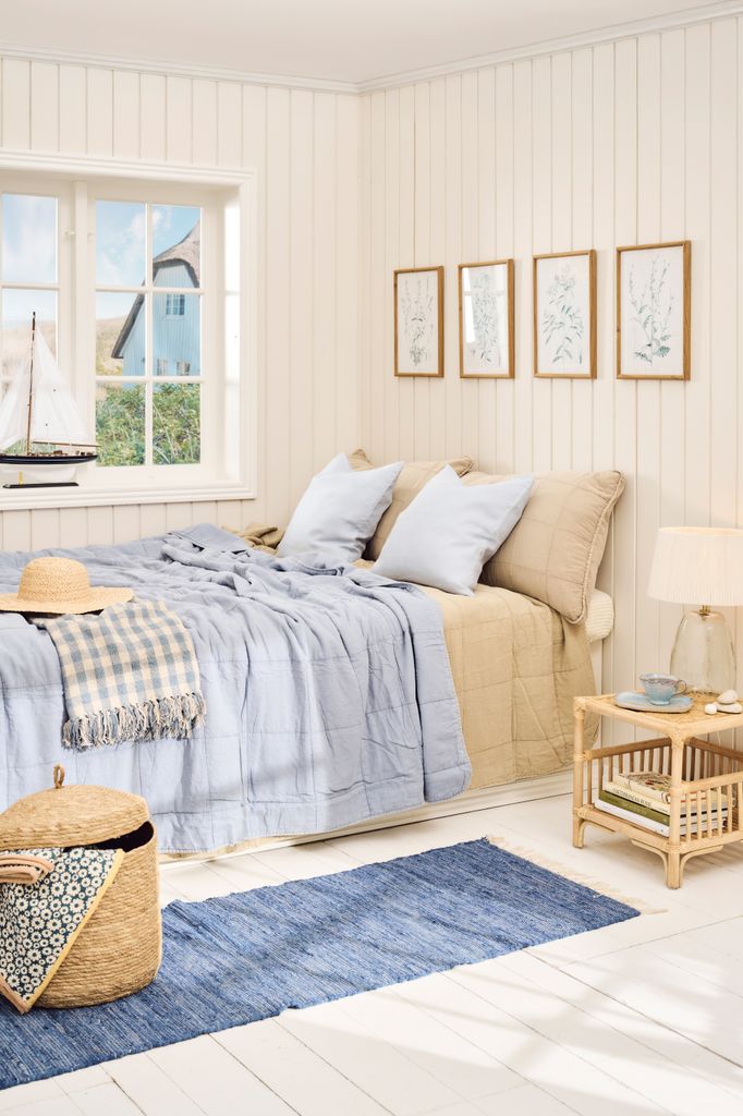 Dormitorio con decoración de estilo mediterráneo