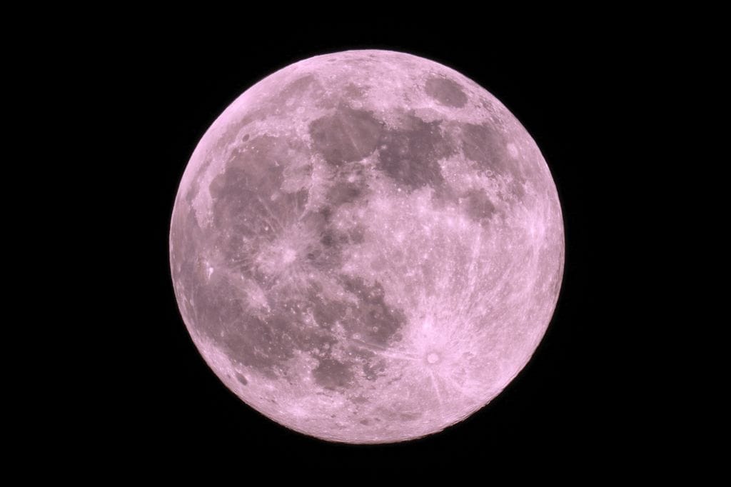 Esta Luna Rosa es la primera de la primavera