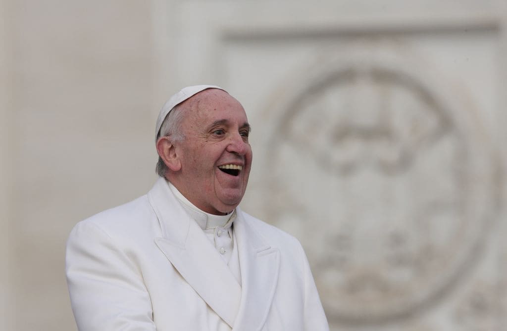El Papa Francisco, conocido por su cercanía y humildad, eligió vivir en una residencia sencilla en lugar del lujoso apartamento papal.