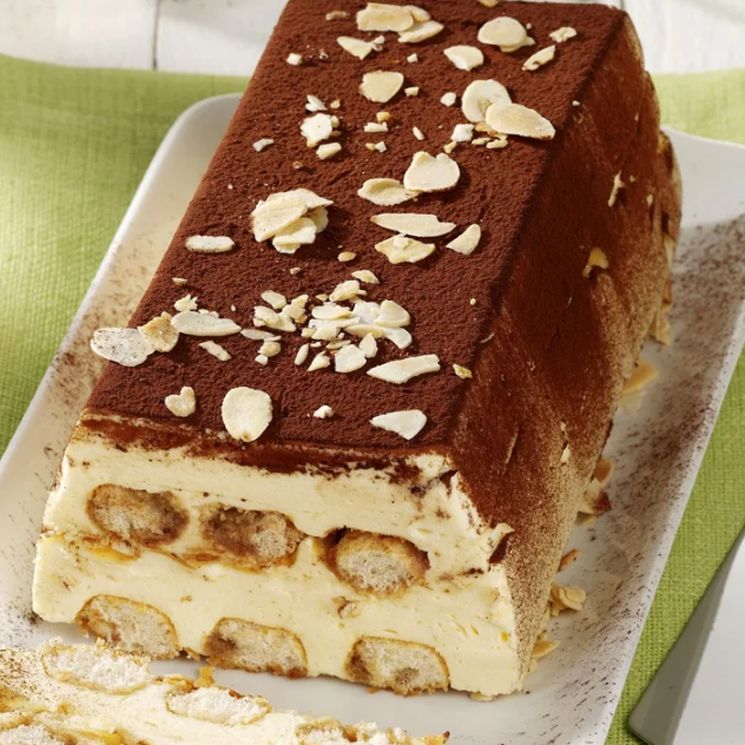 Tiramisú helado.