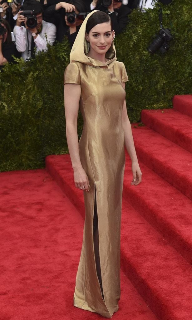 anne hathaway
