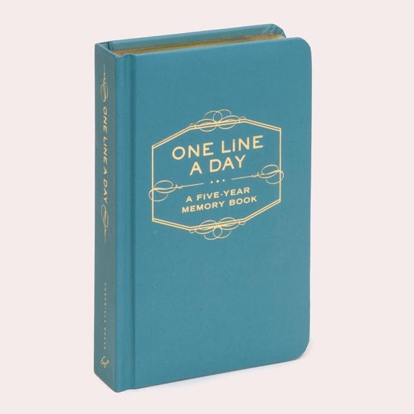 One Line a Day: A Five Year Memory Book