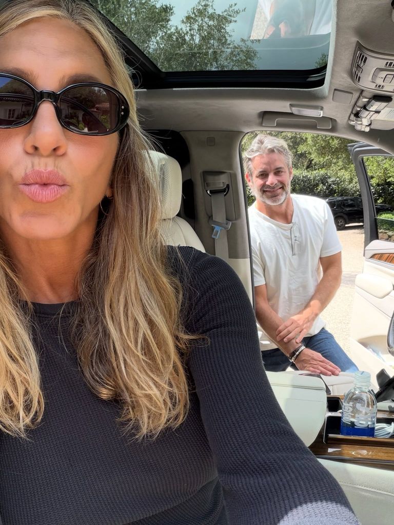 Jennifer y su pareja, Jim Curtis
