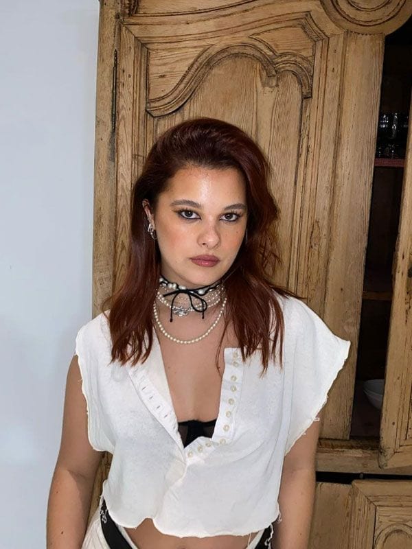 Manuela, hija de Alejandro Sanz, se atreve con las tendencias Y2K