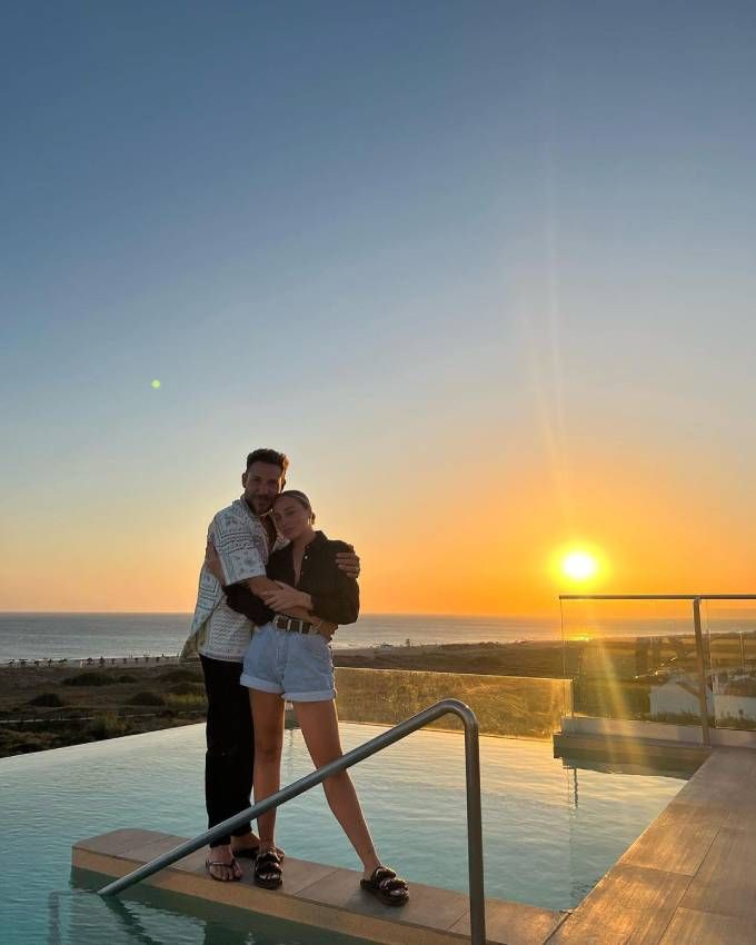 Antonio David y Rocío Flores, atardecer
