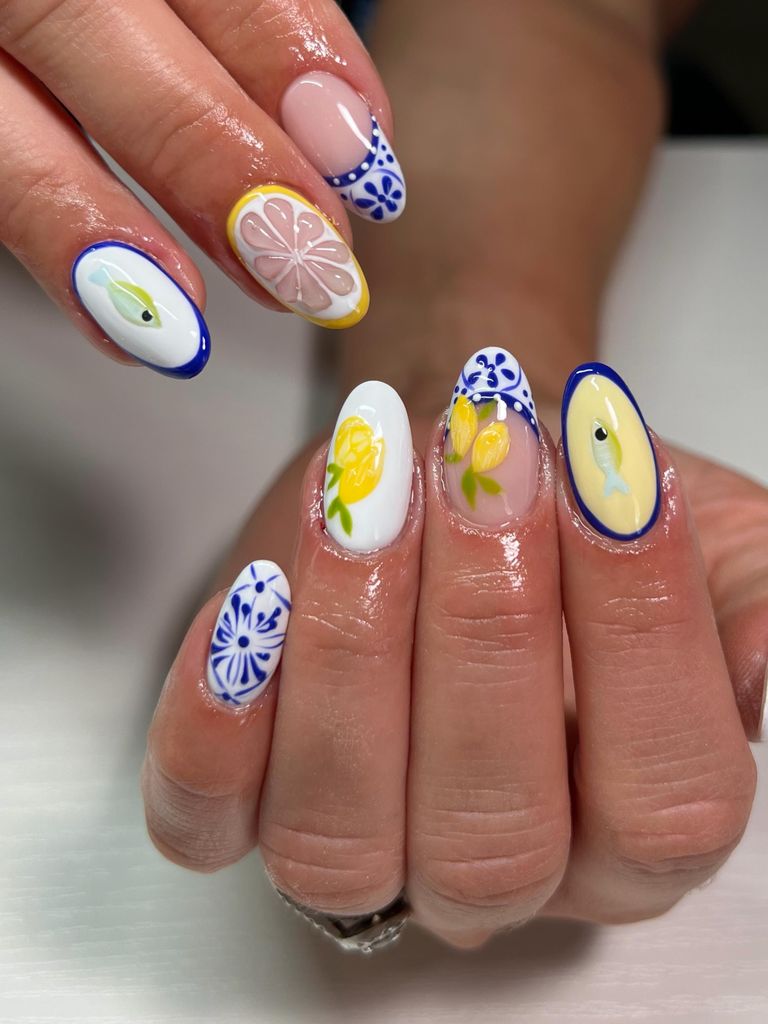 Manicura inspirada en la costa amalfitana