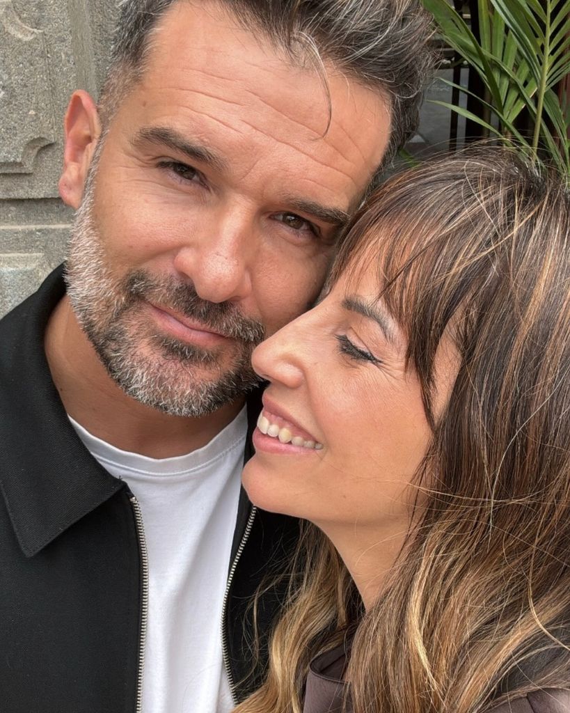 Gerardo Berodia y Almudena Cid, cómplices y cariñosos