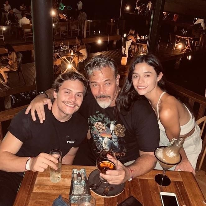 Sergio Sendel y sus hijos, Graco y Valeria