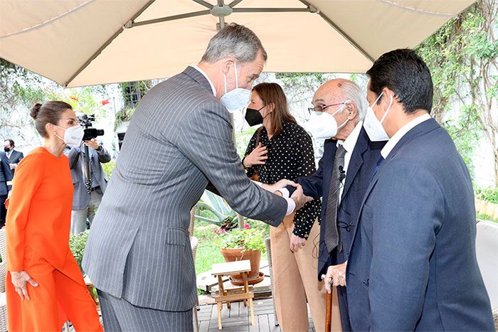 Los Reyes conversan con Francisco Brines, Premios Cervantes 2020