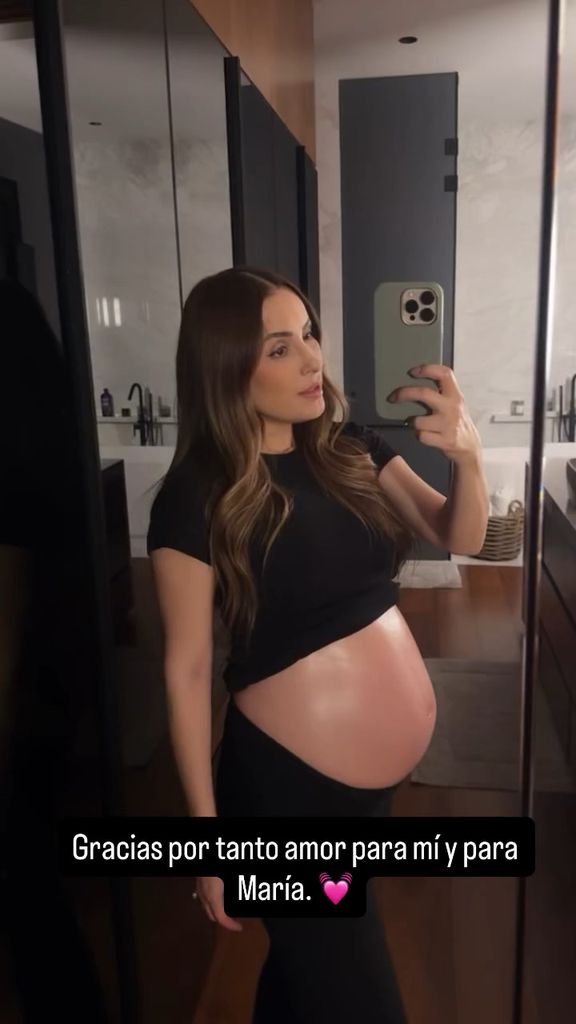 Cynthia Rodríguez comparte una nueva foto de su pancita de embarazo