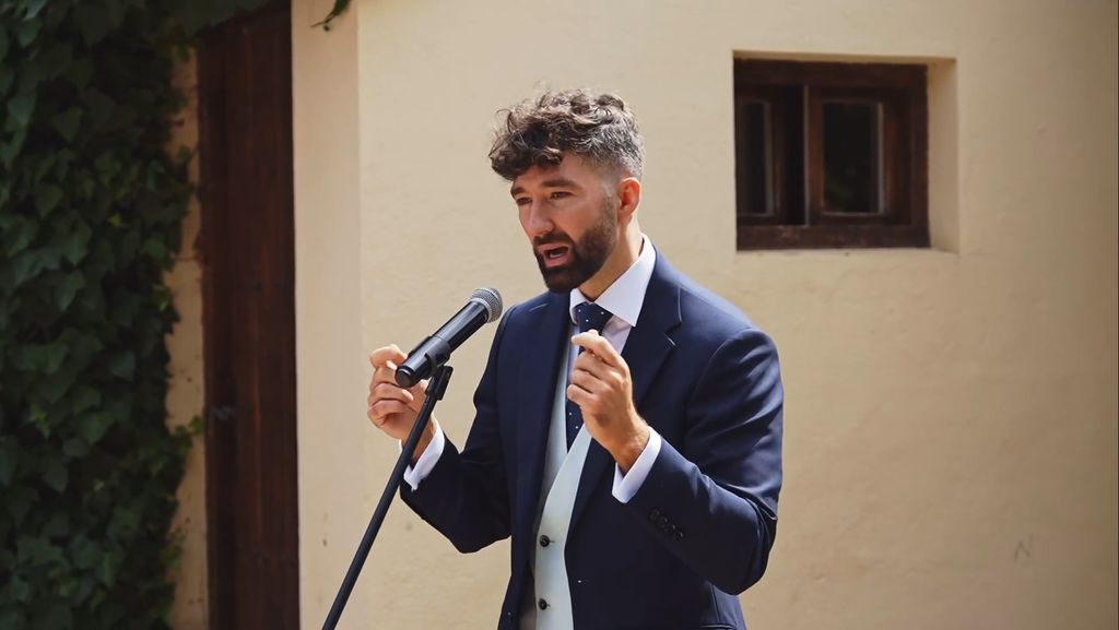 David Callejo, el médico que triunfa como 'influencer', se ha casado con la periodista Eva Rojas