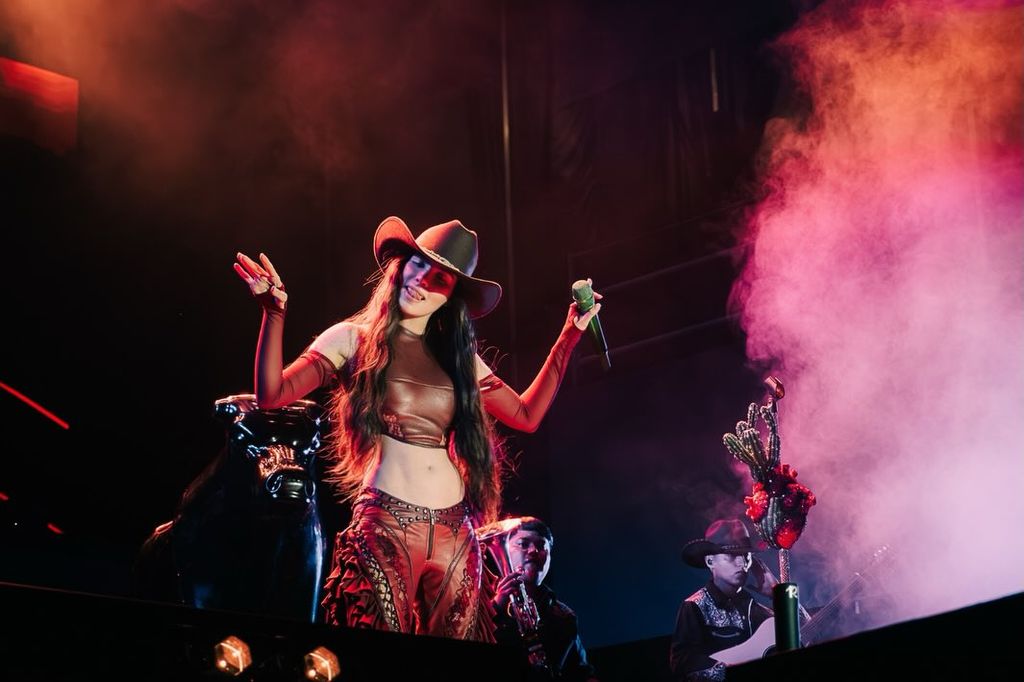Belinda hizo una pausa en las grabaciones de 'Carlota'