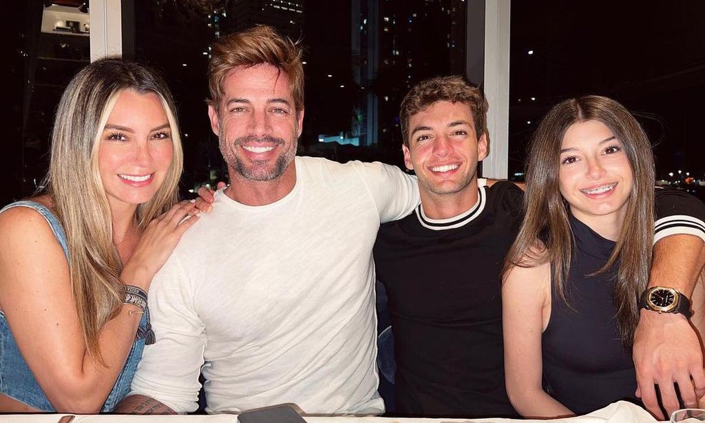 Elizabeth Gutiérrez, William Levy y sus hijos, Christopher y Kailey