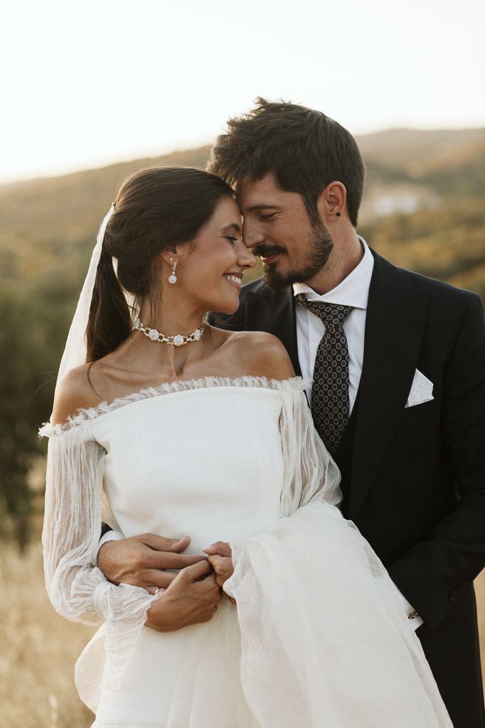 Boda de verano en Córdoba look Lola Martín Atelier