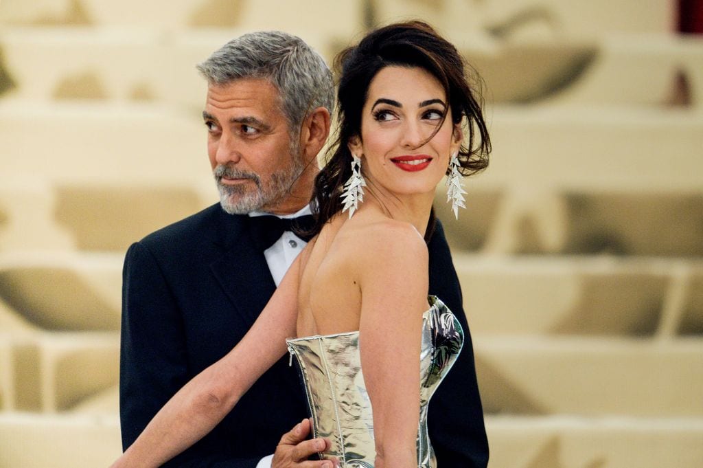 George Clooney bromea sobre su pelo teñido y revela por qué lo cambió