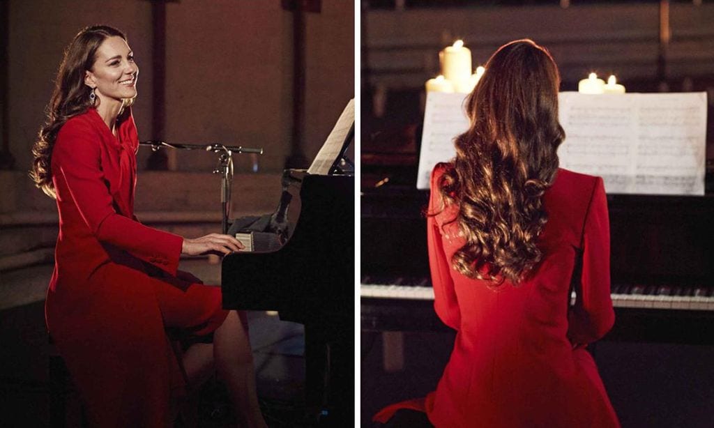 Hola 4040 Duquesa Cambridge toca el piano en un concierto de Navidad