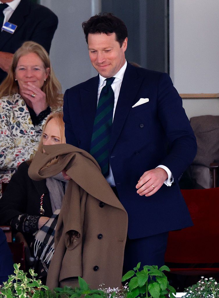 El teniente coronel Jonny Thompson (guardaespaldas del rey Carlos III) asiste al Royal Windsor Horse Show 2026