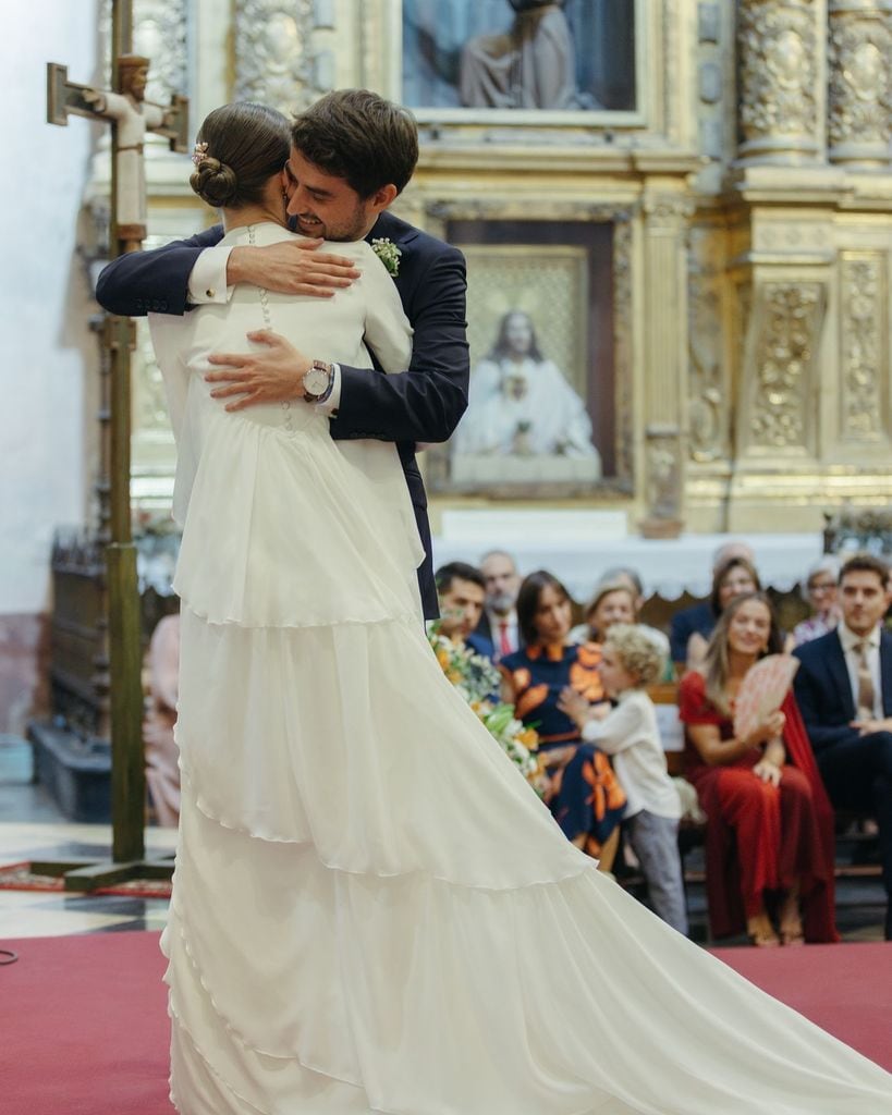 Vestido de novias virales con volantes grandes